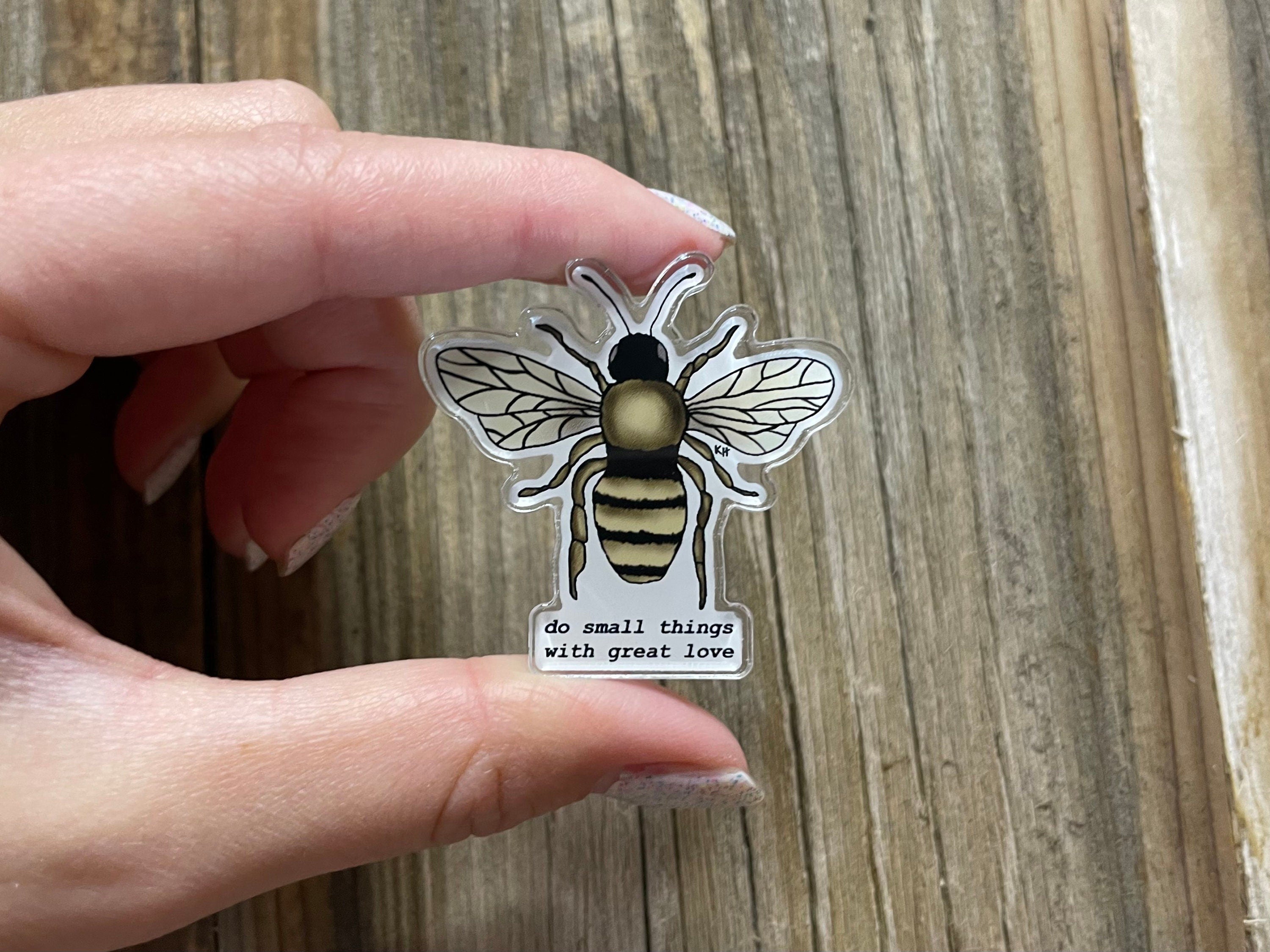 Bumblebee - Badge Reel